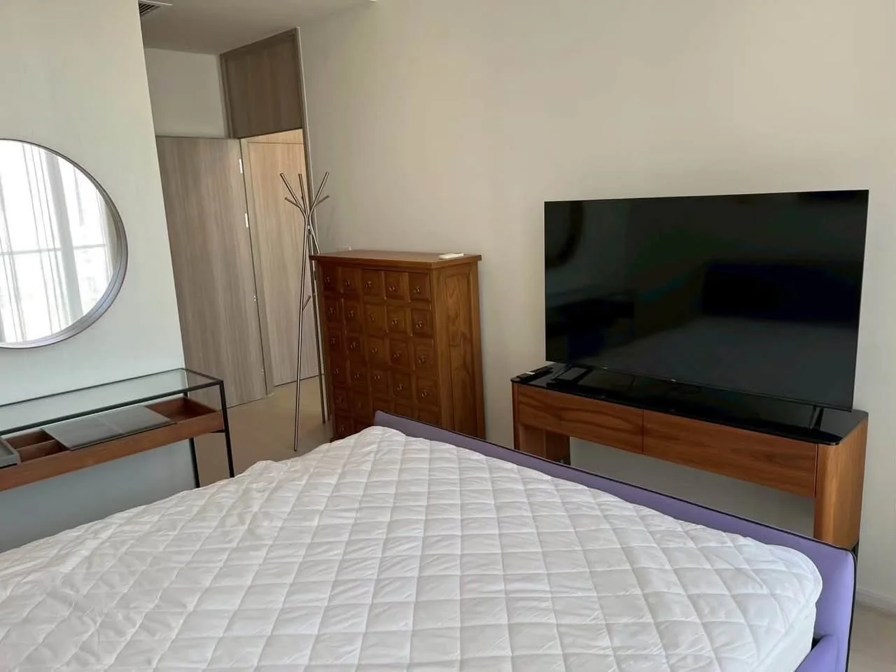 2 Bedroom condo in Noble Ploenchit