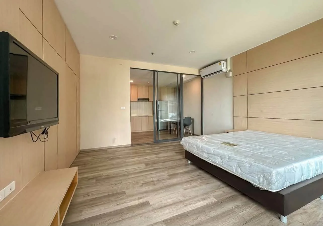 1 Bedroom condo in Noble Remix