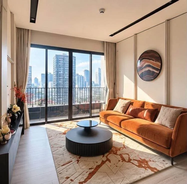 2 Bedroom condo in The Room Phaya Thai