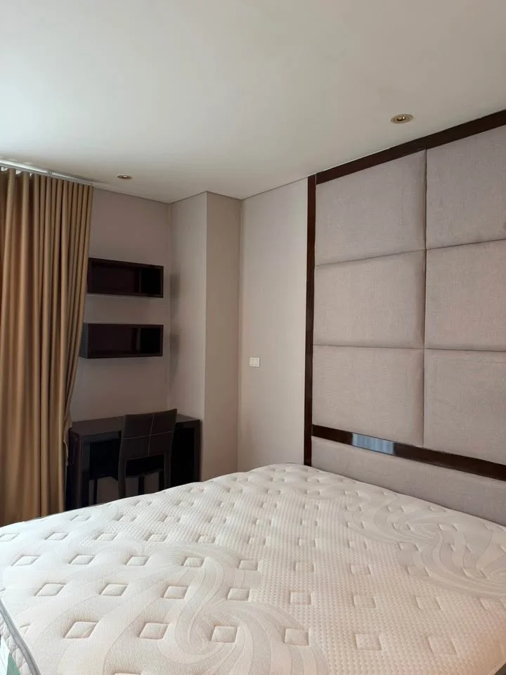 2 Bedroom condo in The Address Pathumwan