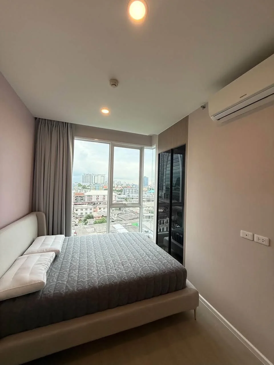 1 Bedroom condo in De Lapis Charan 81