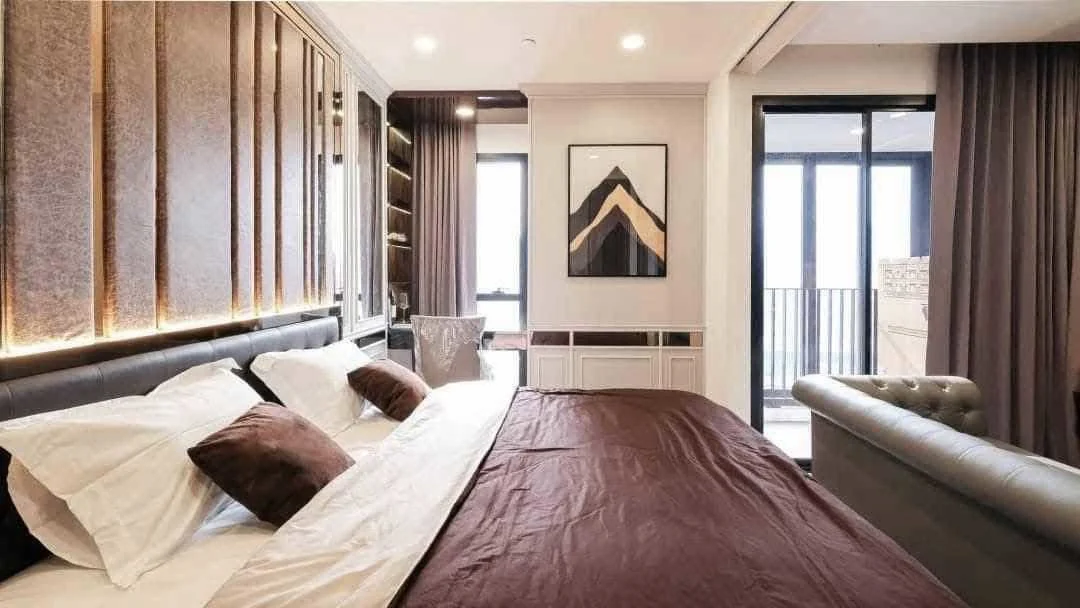 Studio condo in ASHTON Chula-Silom