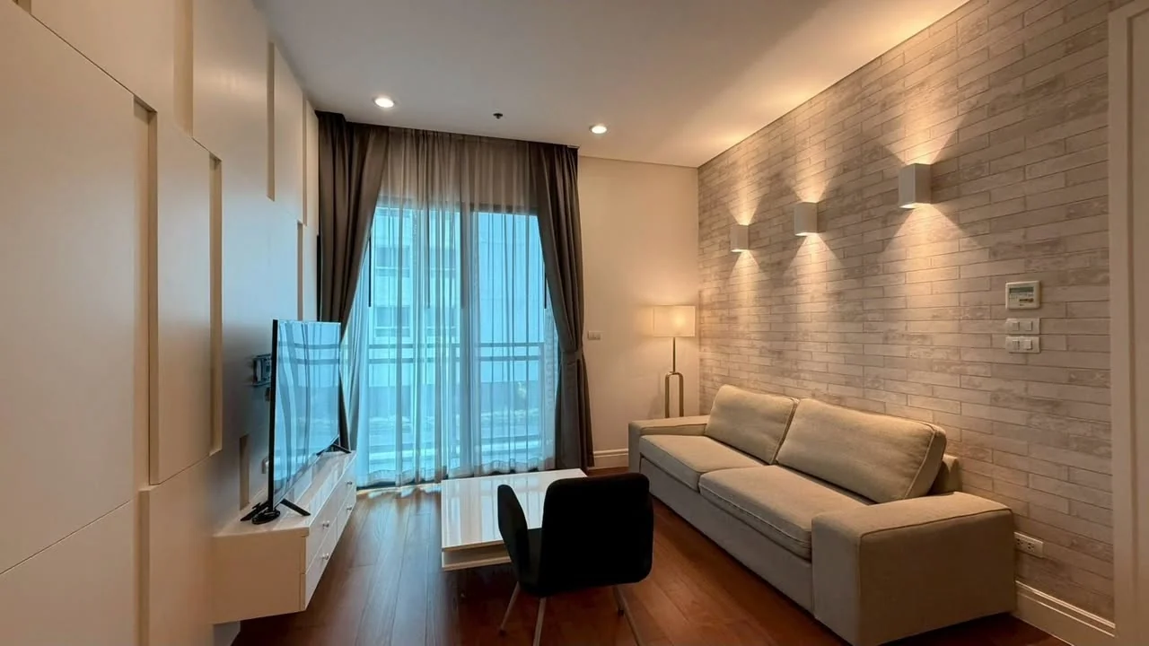 1 Bedroom condo in Bright Sukhumvit 24