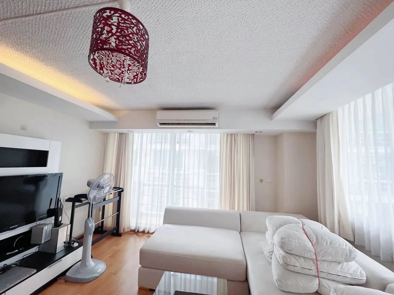 2 Bedroom condo in The Waterford Sukhumvit 50