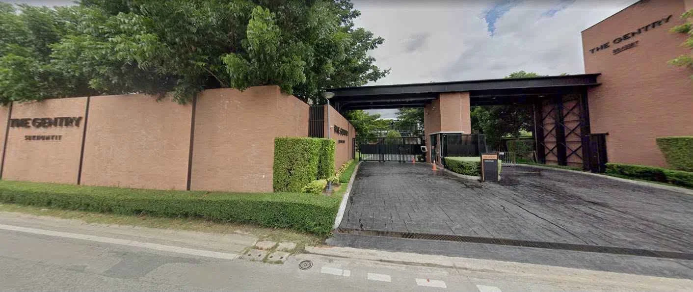 4 Bedroom condo in The Gentry Sukhumvit 101