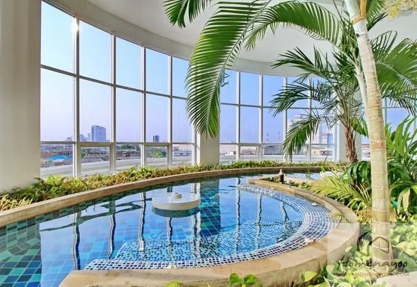 2 Bedroom condo in Bangkok Horizon Ramkhamhaeng