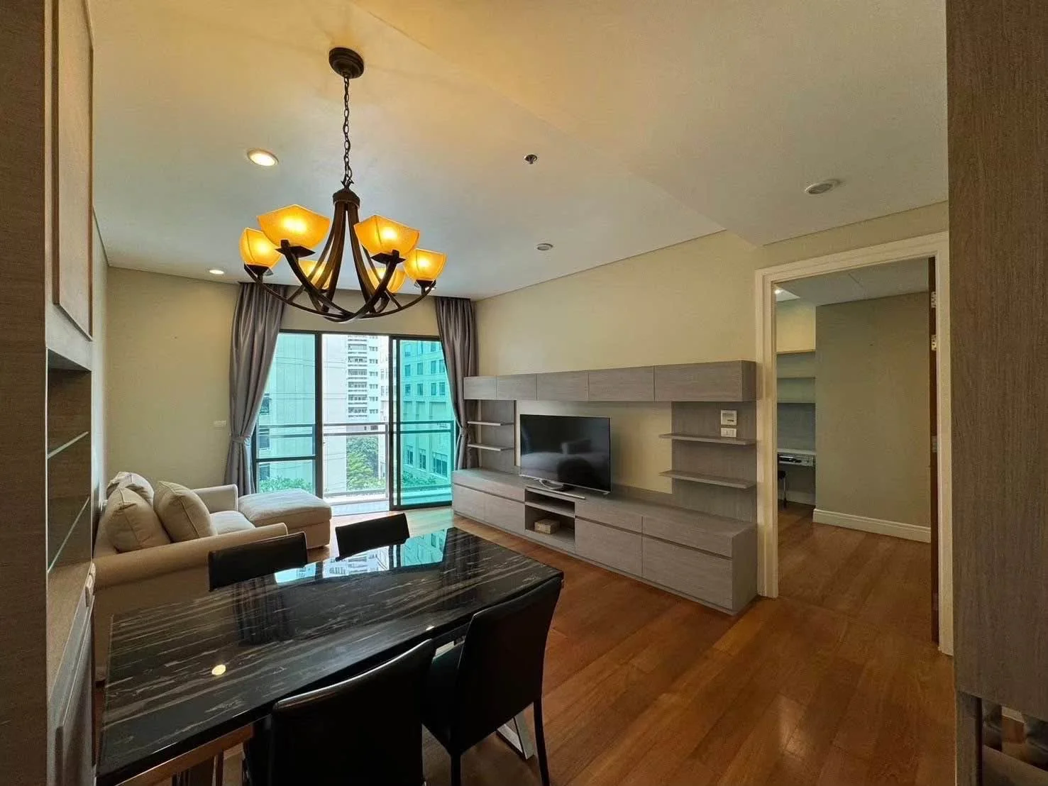 1 Bedroom condo in Bright Sukhumvit 24