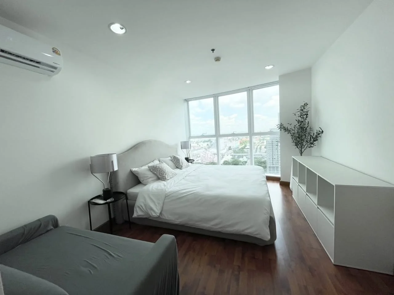 2 Bedroom condo in Bangkok Horizon Ramkhamhaeng