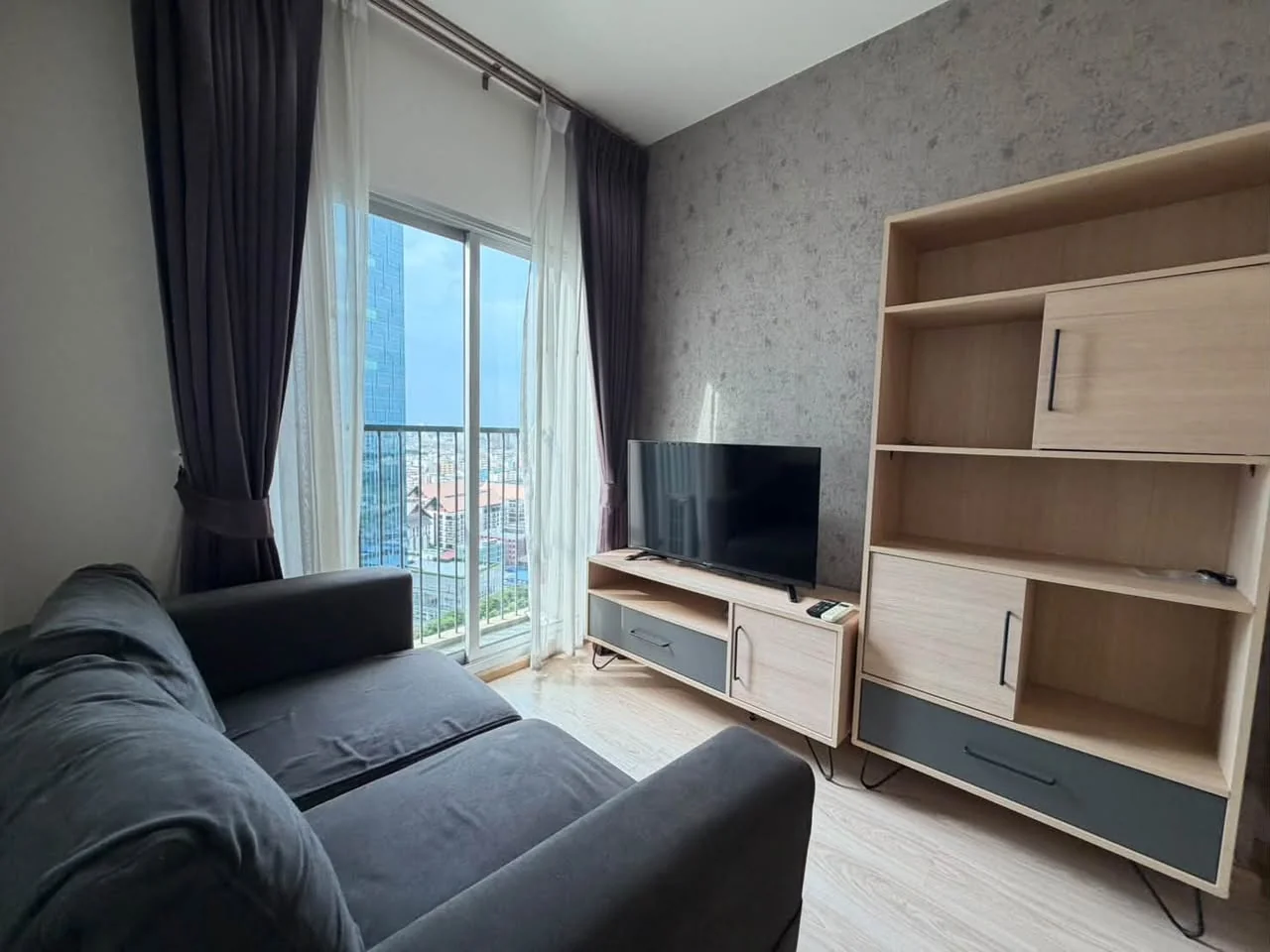 1 Bedroom condo in Noble Revolve Ratchada 2