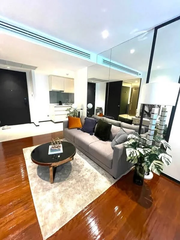 1 Bedroom condo in The Private Residence Rajdamri