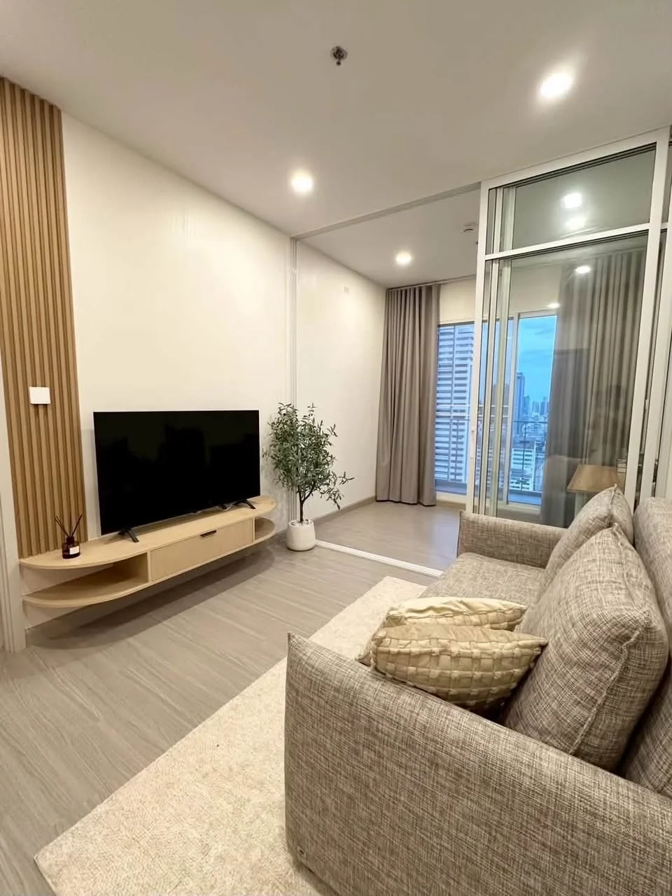 1 Bedroom condo in Supalai Premier Si Phraya-Samyan