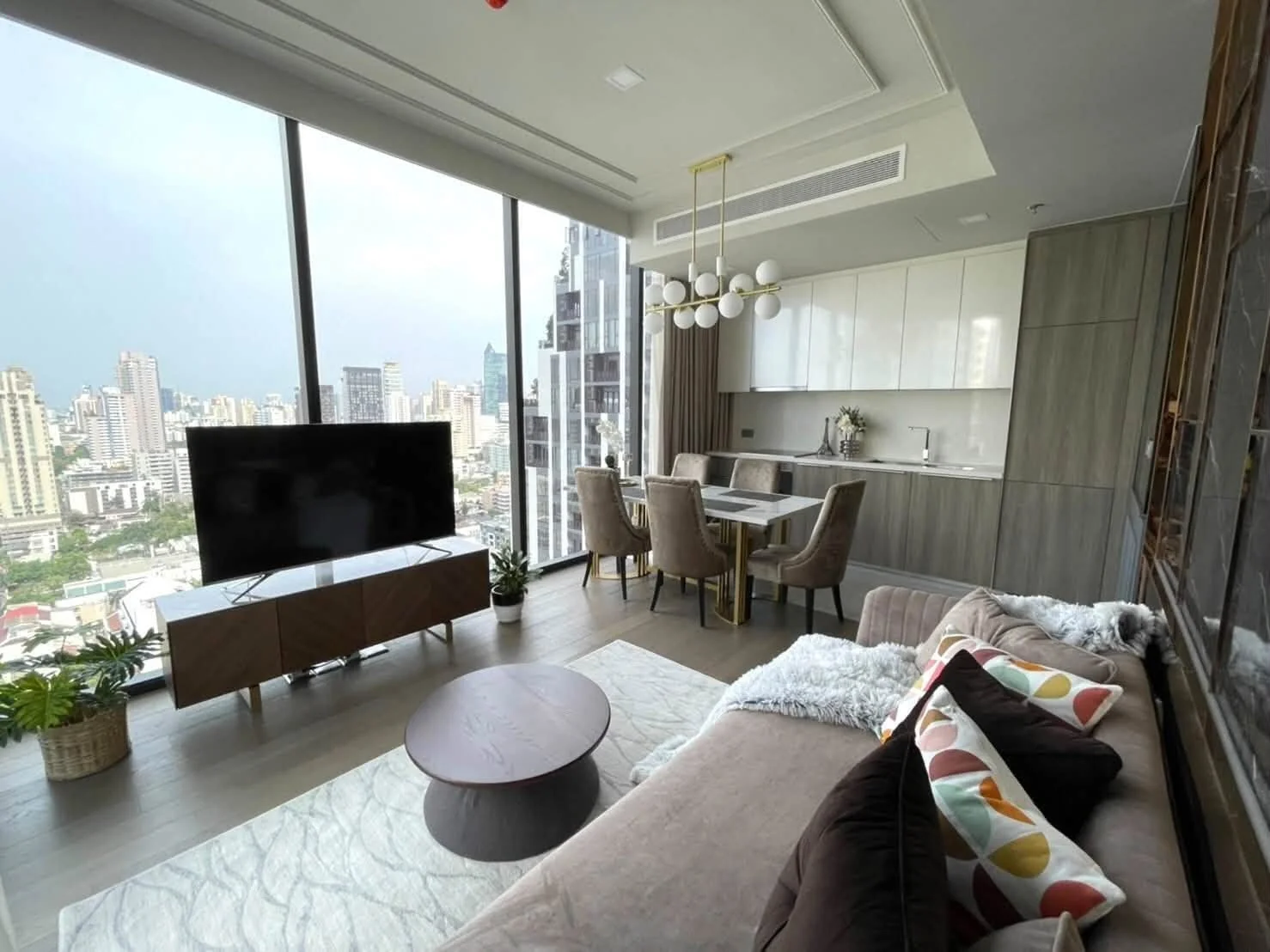 2 Bedroom condo in Celes Asoke
