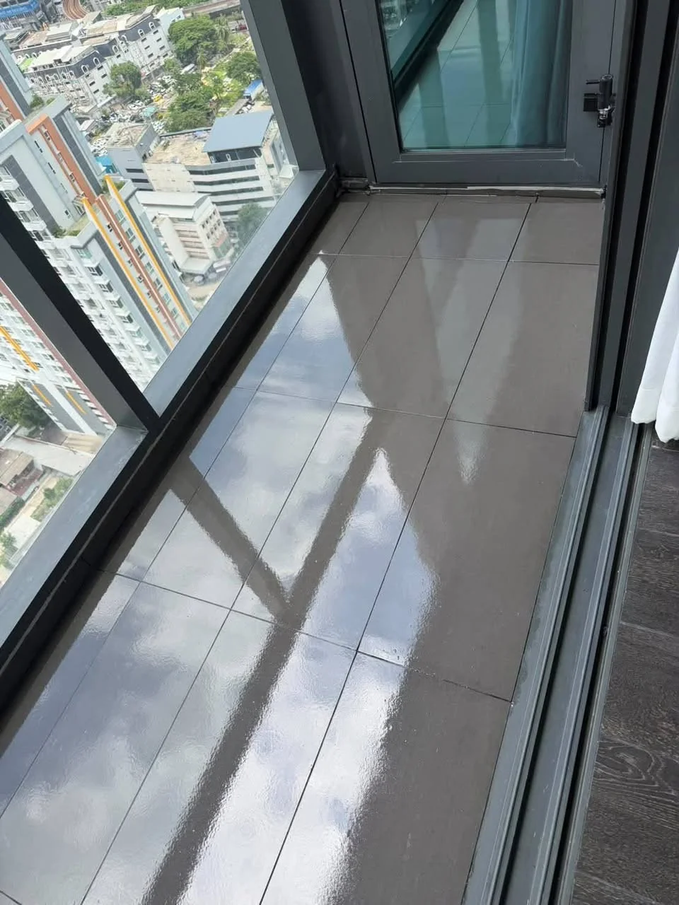 1 Bedroom condo in Tait Sathorn 12