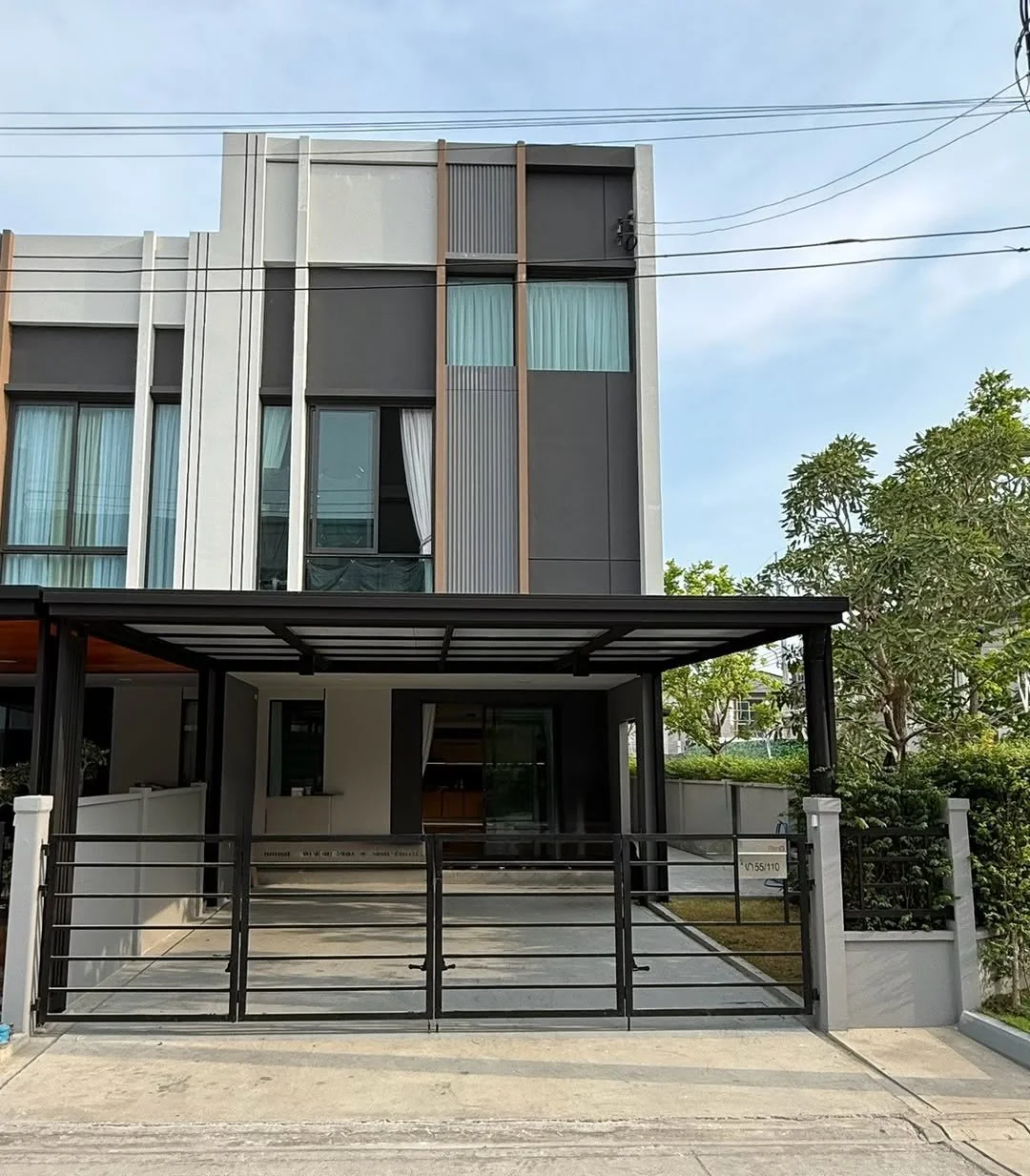 3 Bedroom condo in MeStyle @ Sukhumvit-Bangna