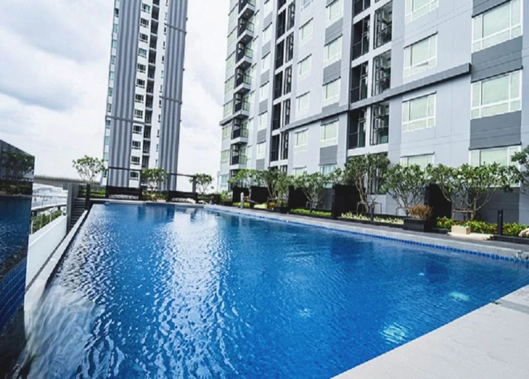 2 Bedroom condo in The President Sathorn-Ratchapruek 2
