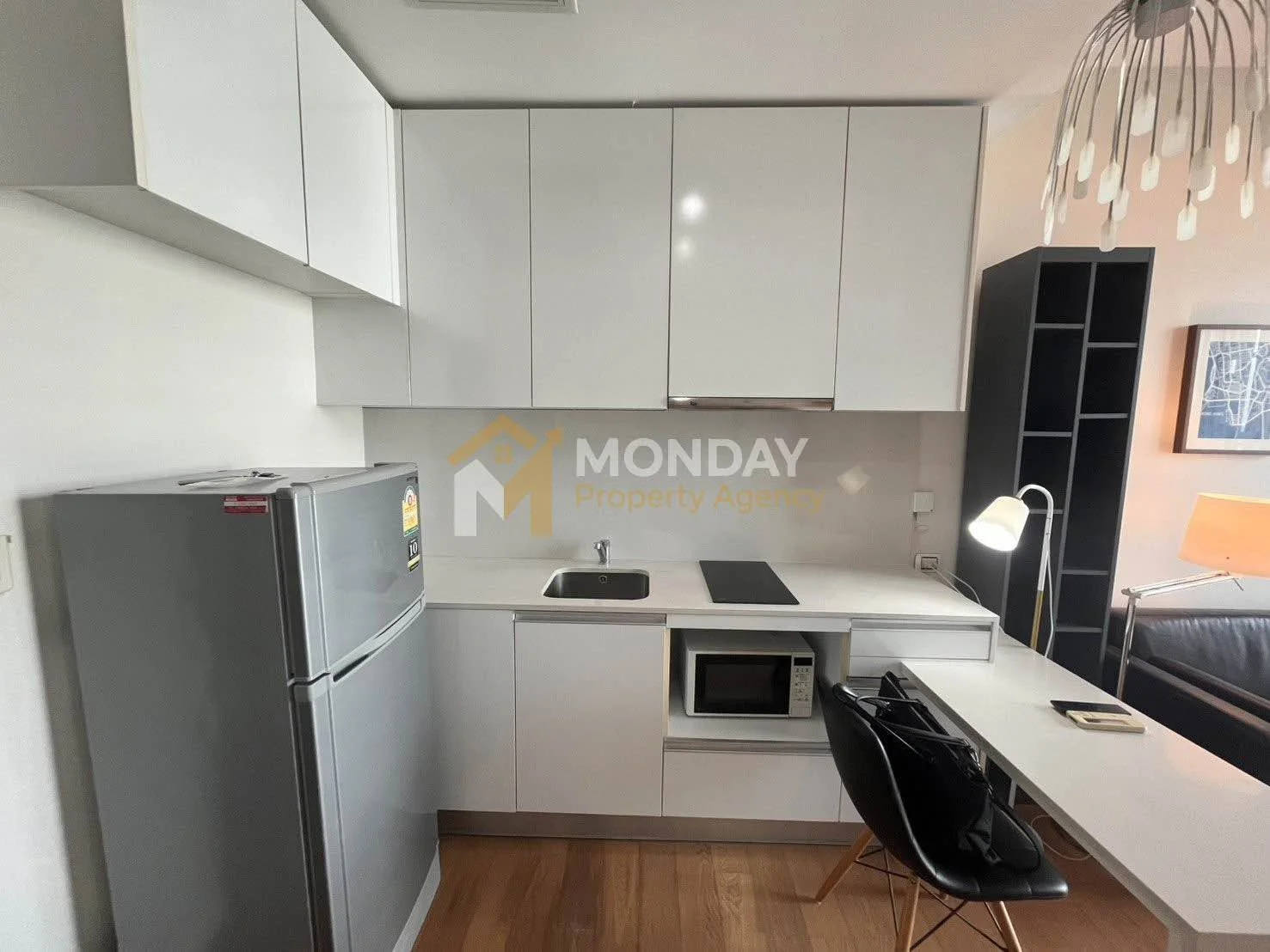 Studio condo in Equinox Phahol Vibha