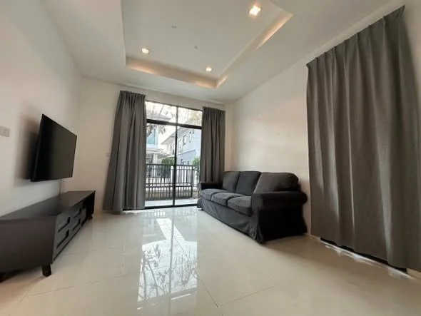 3 Bedroom condo in Aura Lite Ramkhamhaeng 94