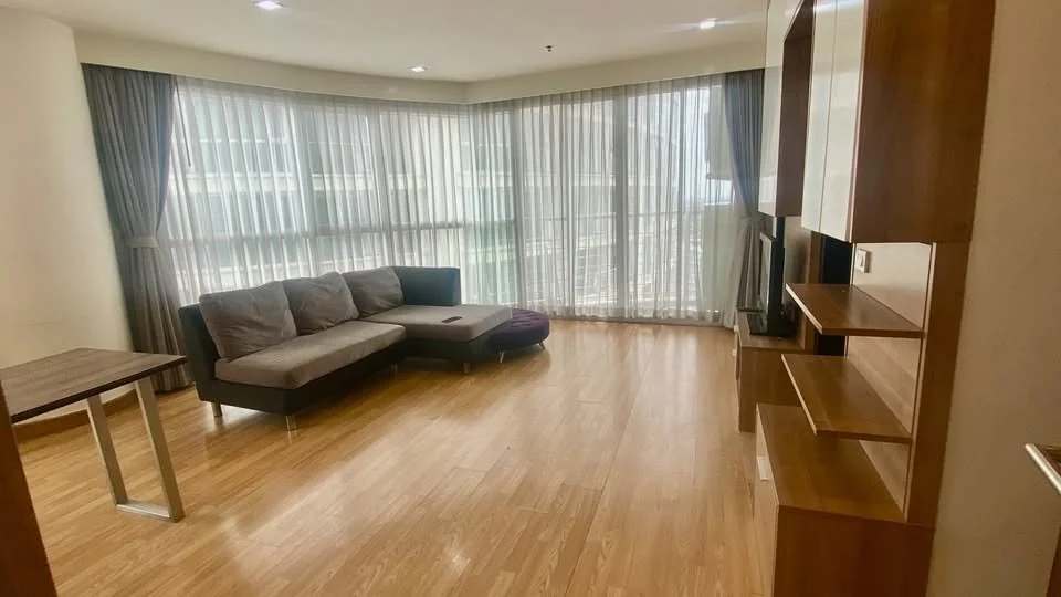 1 Bedroom condo in Le Luk Condominium