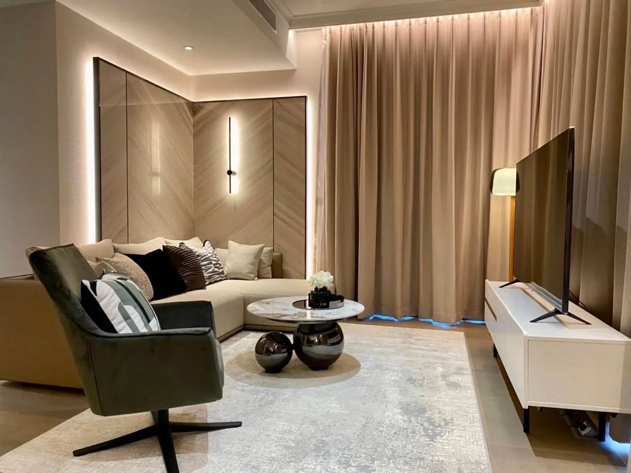 3 Bedroom condo in Celes Asoke