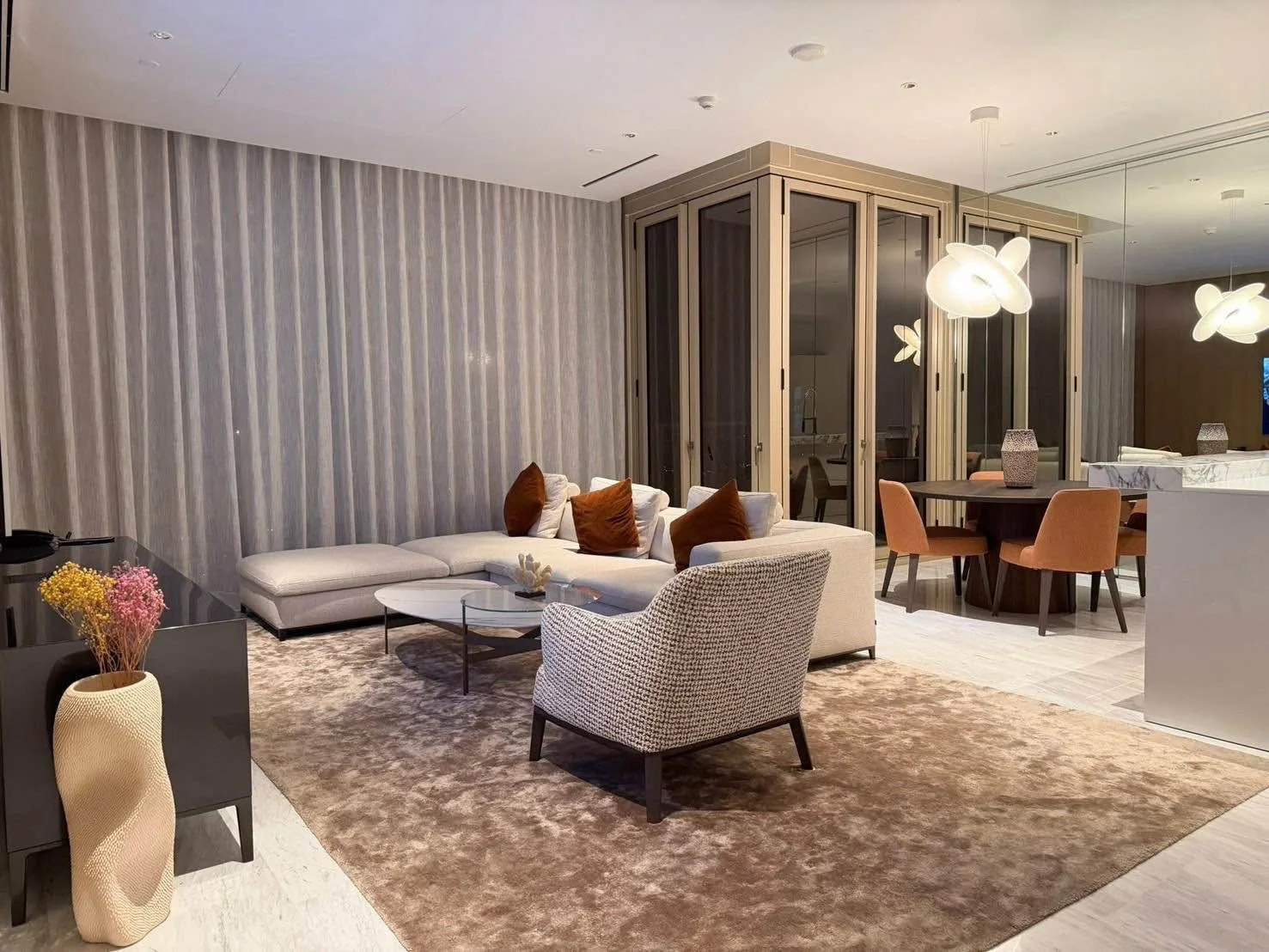 2 Bedroom condo in Four Seasons Private Residences