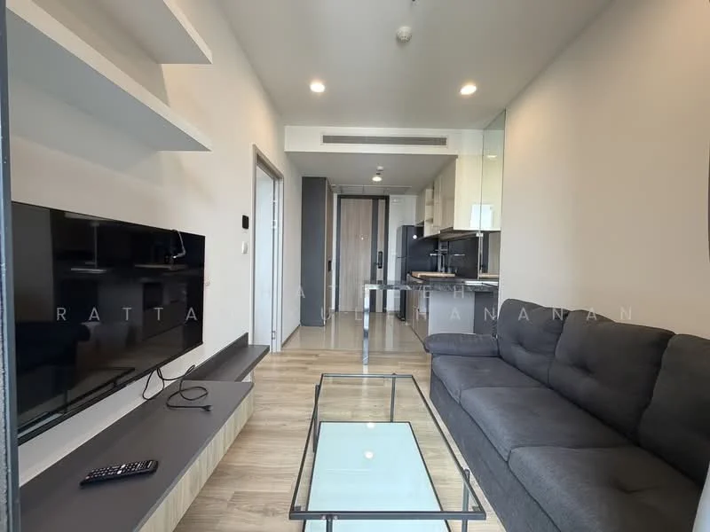 1 Bedroom condo in Oka Haus Sukhumvit 36