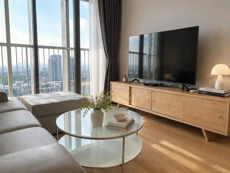 2 Bedroom condo in Park Origin Phrom Phong (Park 24)