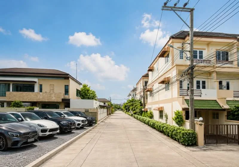 4 Bedroom condo in ไม่พบโครงการ