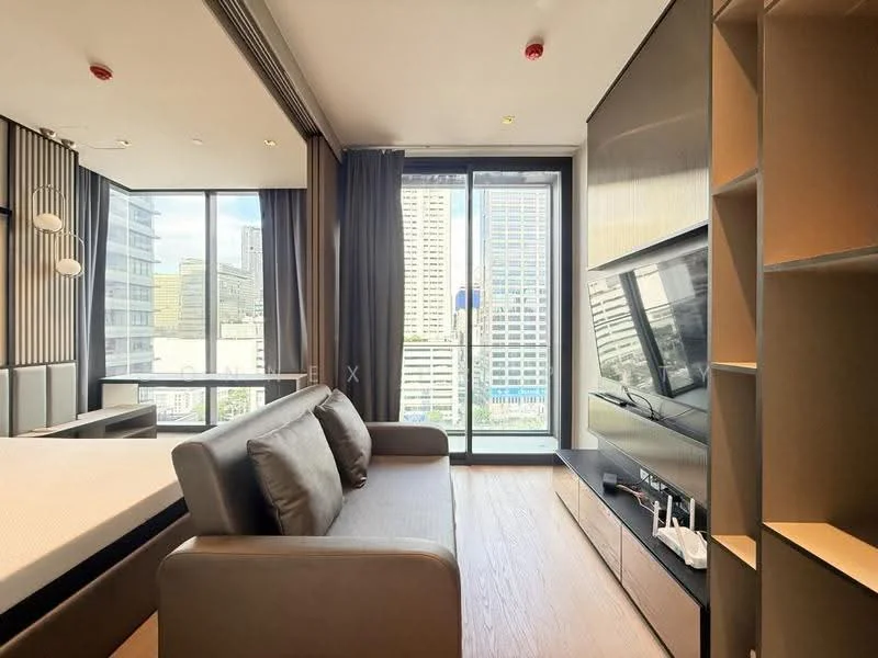 1 Bedroom condo in ASHTON Silom