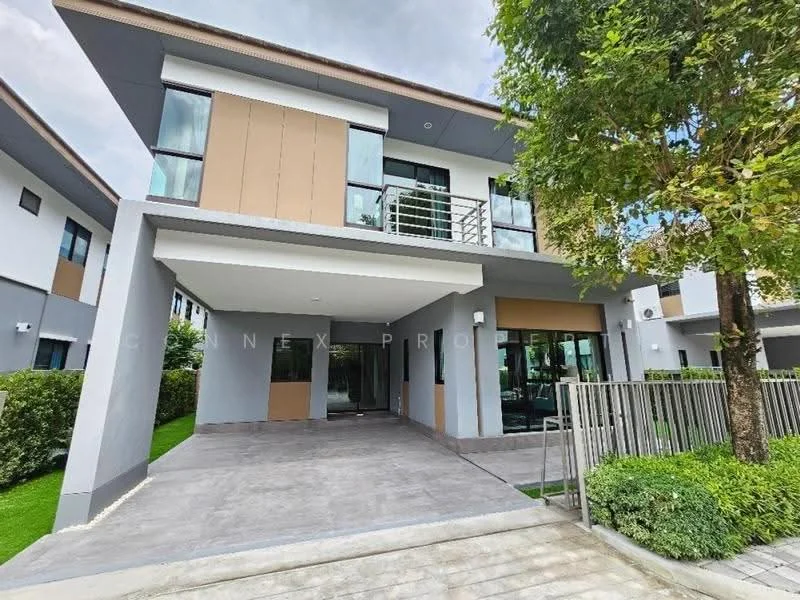 4 Bedroom condo in Baan Lumpini Suanluang Rama 9 Phase 2