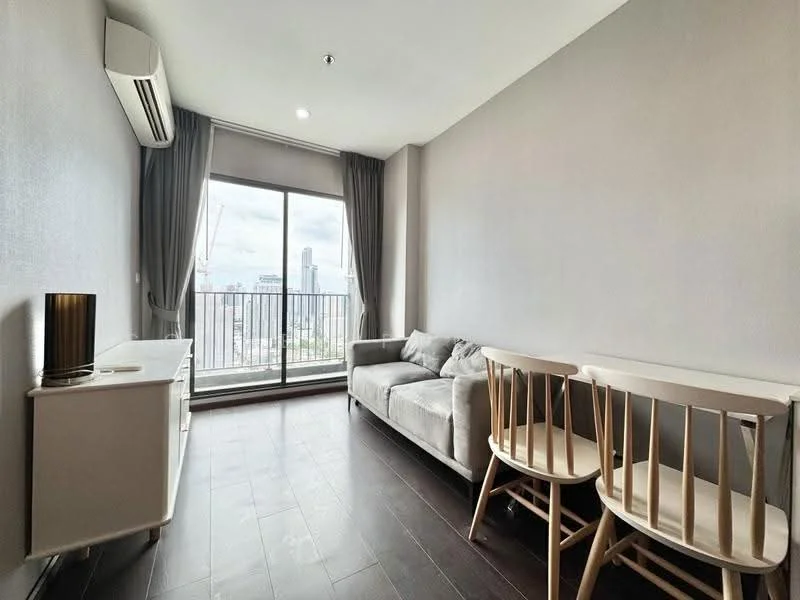1 Bedroom condo in C Ekkamai
