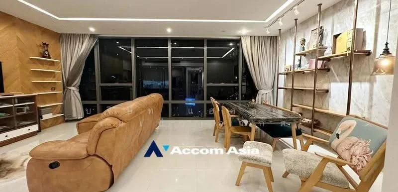 2 Bedroom condo in The Bangkok Sathorn