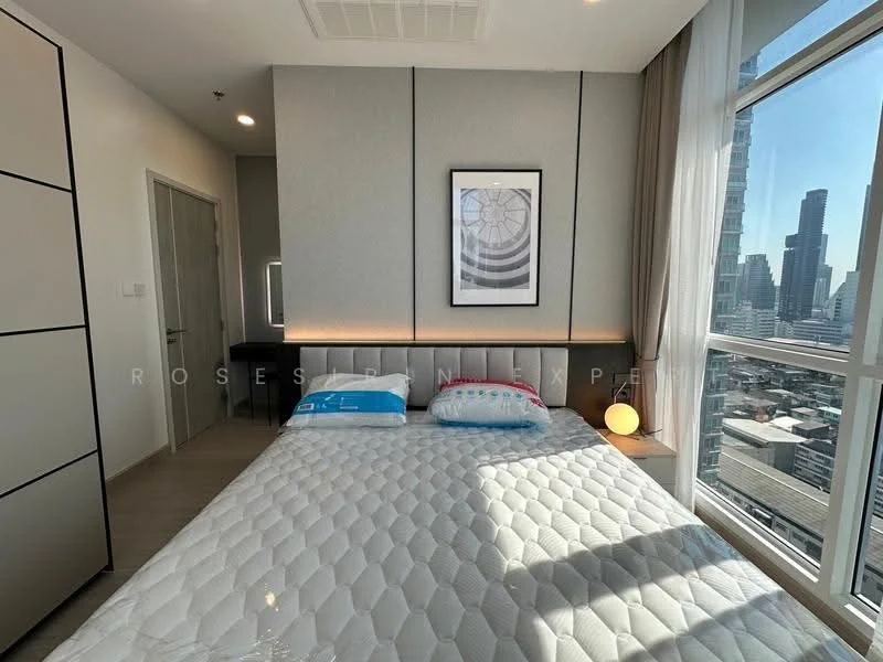2 Bedroom condo in Supalai Premier Si Phraya-Samyan