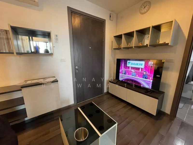 1 Bedroom condo in The Base Park East Sukhumvit 77