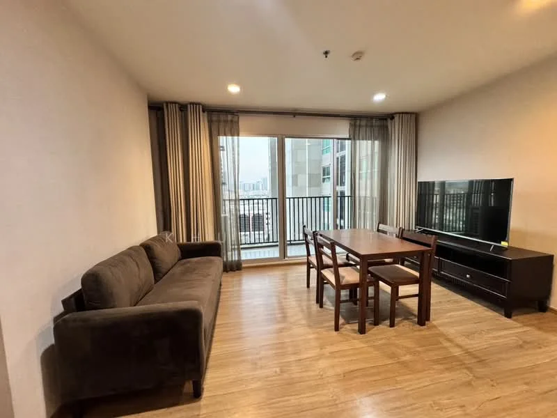 2 Bedroom condo in Fuse Chan-Sathorn