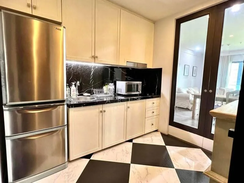 1 Bedroom condo in Noble Remix