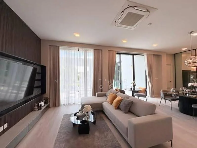 4 Bedroom condo in VIVE Krungthep Kreetha