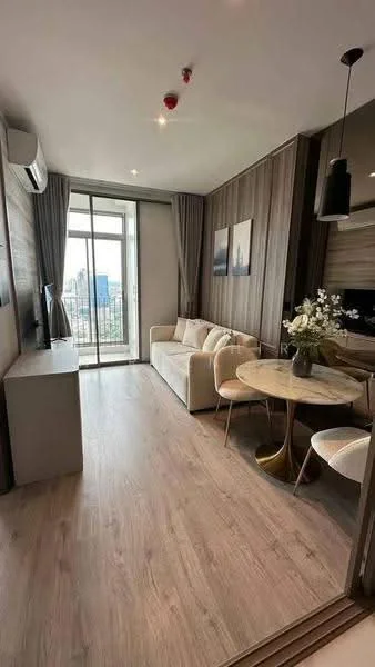 1 Bedroom condo in Rhythm Ekkamai Estate