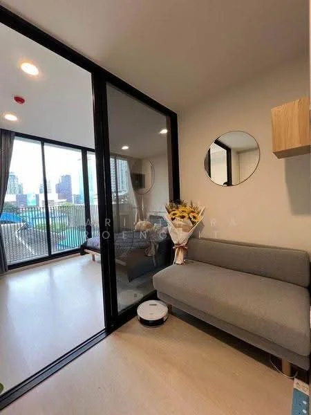 1 Bedroom condo in Noble Ambience Sukhumvit 42