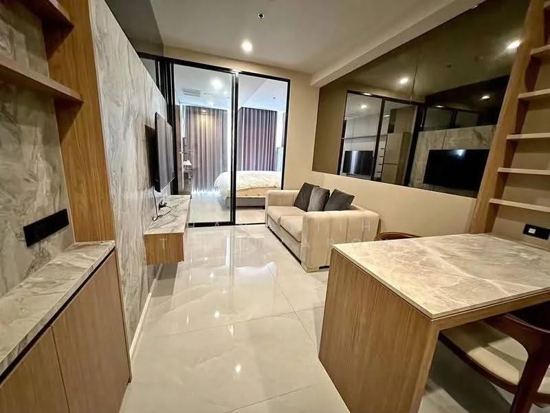 1 Bedroom condo in Noble Ploenchit