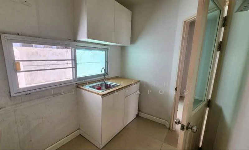 3 Bedroom condo in Town Plus Kaset - Nawamin