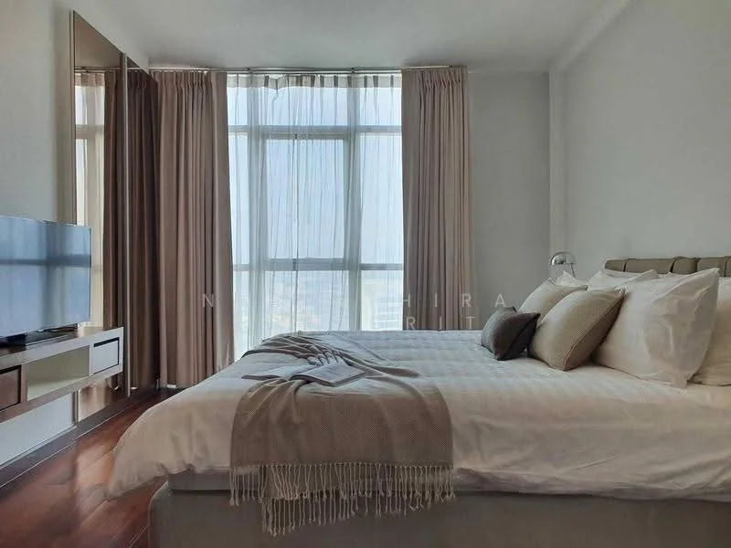 3 Bedroom condo in Nusasiri Grand