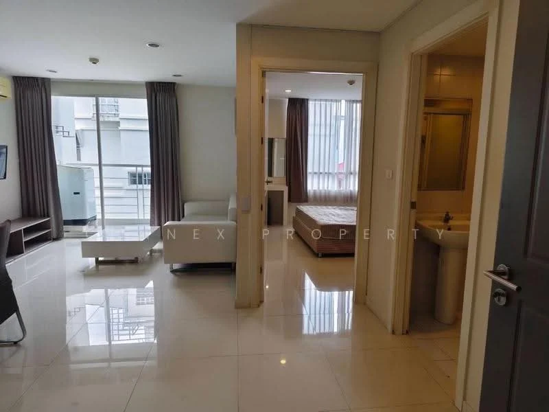 2 Bedroom condo in Elements Srinakarin