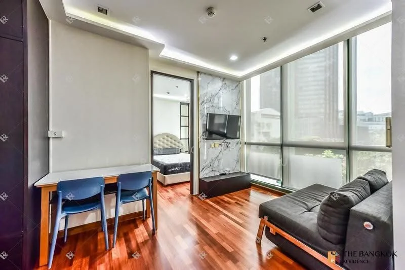 1 Bedroom condo in Wish Signature Midtown Siam