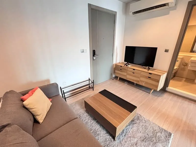 1 Bedroom condo in Life Asoke-Rama 9