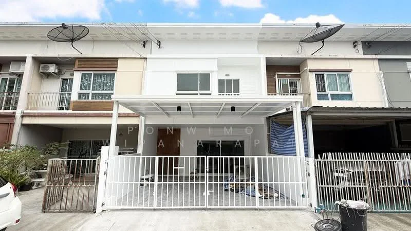 3 Bedroom condo in Villette Lite Pattanakarn