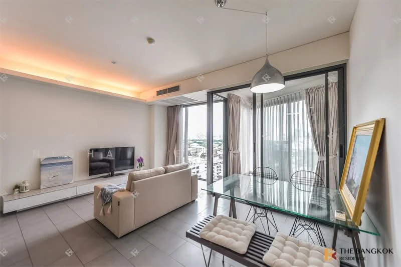 2 Bedroom condo in Siamese Ratchakru