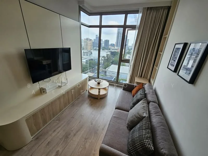 1 Bedroom condo in Rhythm Ekkamai Estate