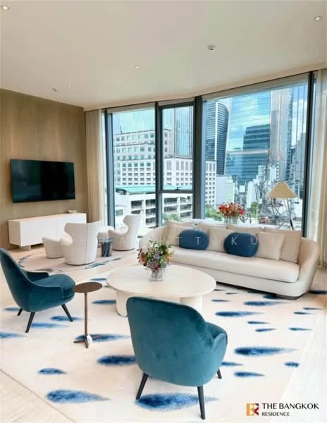 2 Bedroom condo in Scope Langsuan