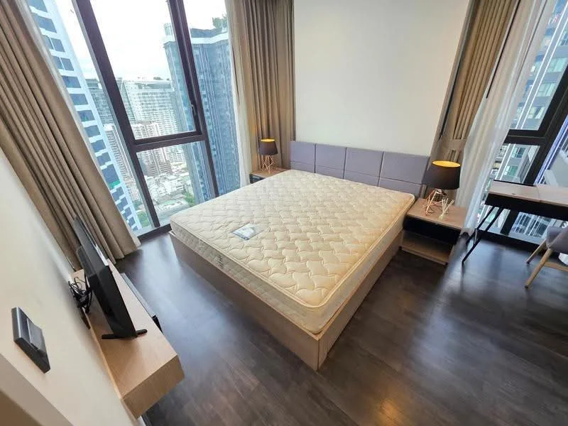 2 Bedroom condo in The Line Asoke-Ratchada