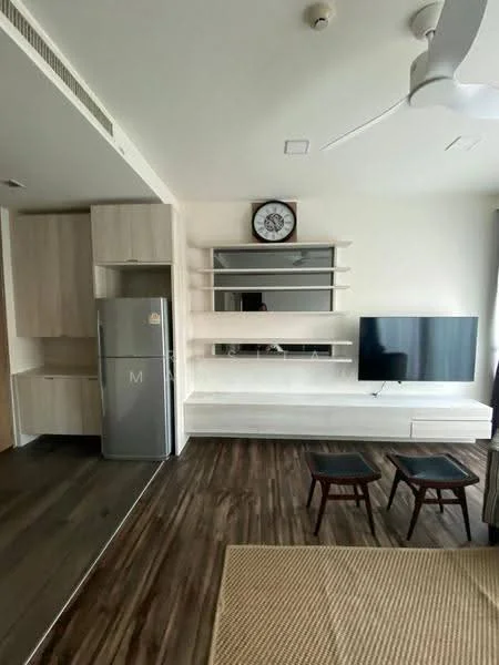 1 Bedroom condo in Noble Reveal